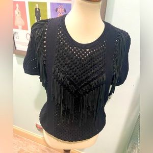 Elie Tahari Short sleeve sweater with leather trim fringe size Large